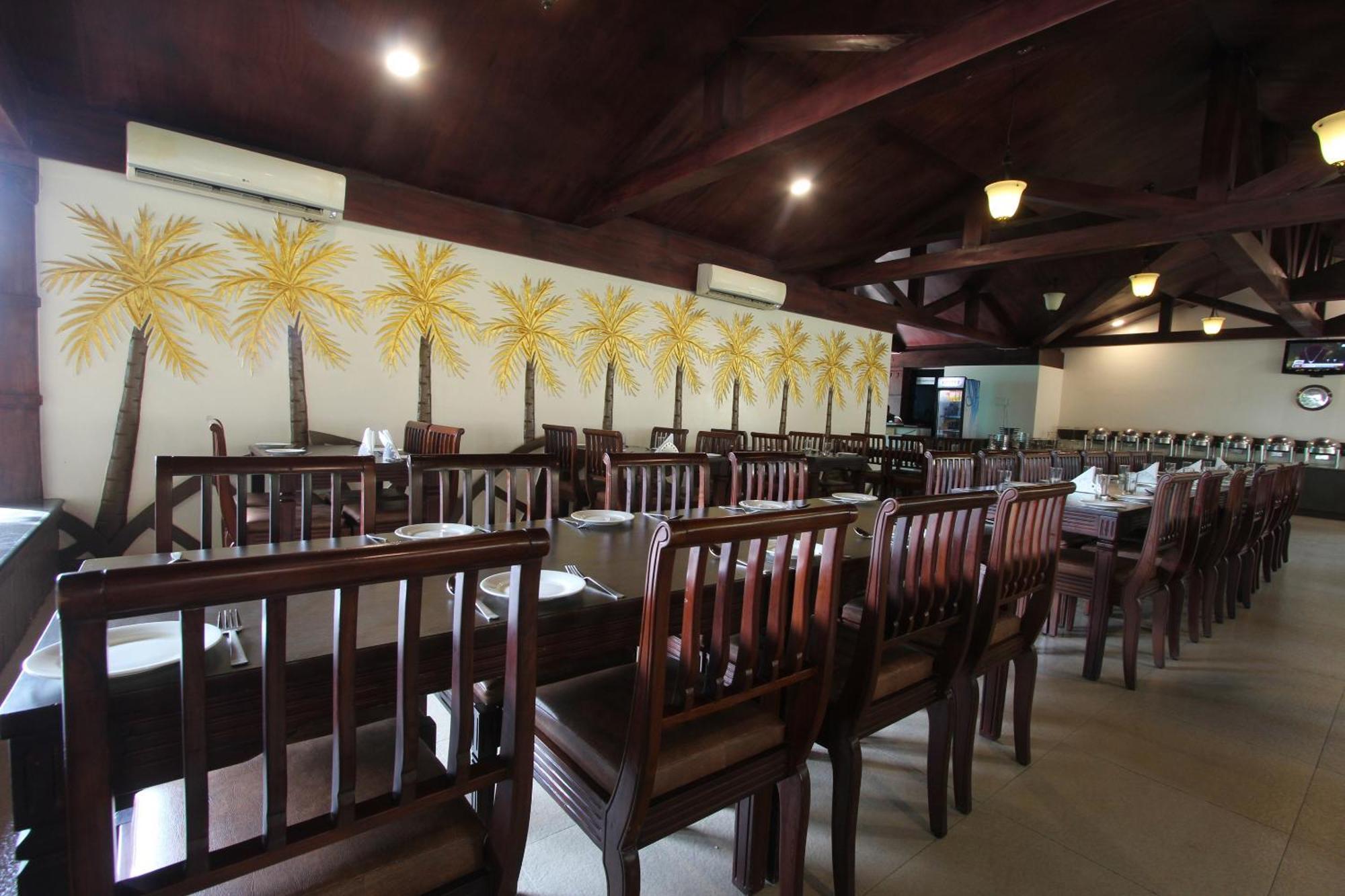 Golden Amoon Resort Narasapura Exterior foto